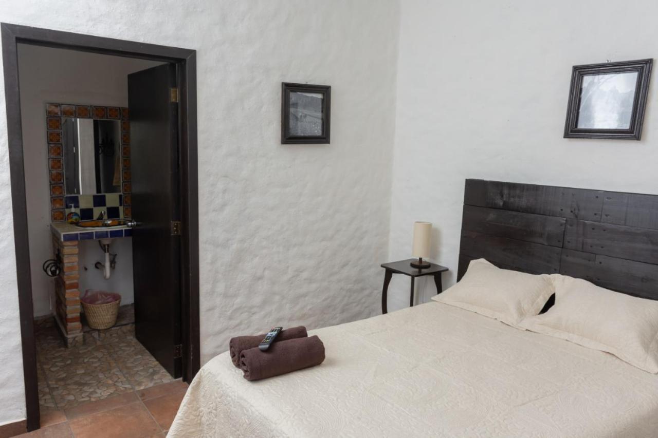 טפוזטלן Hostal Maria Tepozteca מראה חיצוני תמונה